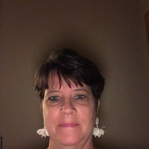 Meet your Posher, Frances